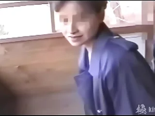 【ハメ撮り】アラフィフ熟年不倫！セレブなマダムと野外ＳＥＸ！とびっこでイク！